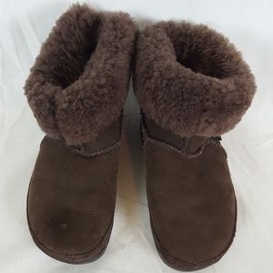 Fitflop fuzzy boots
